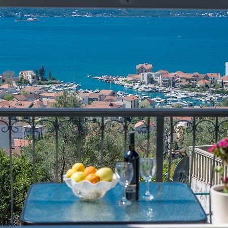 Apartment Lana Tivat Exterior photo