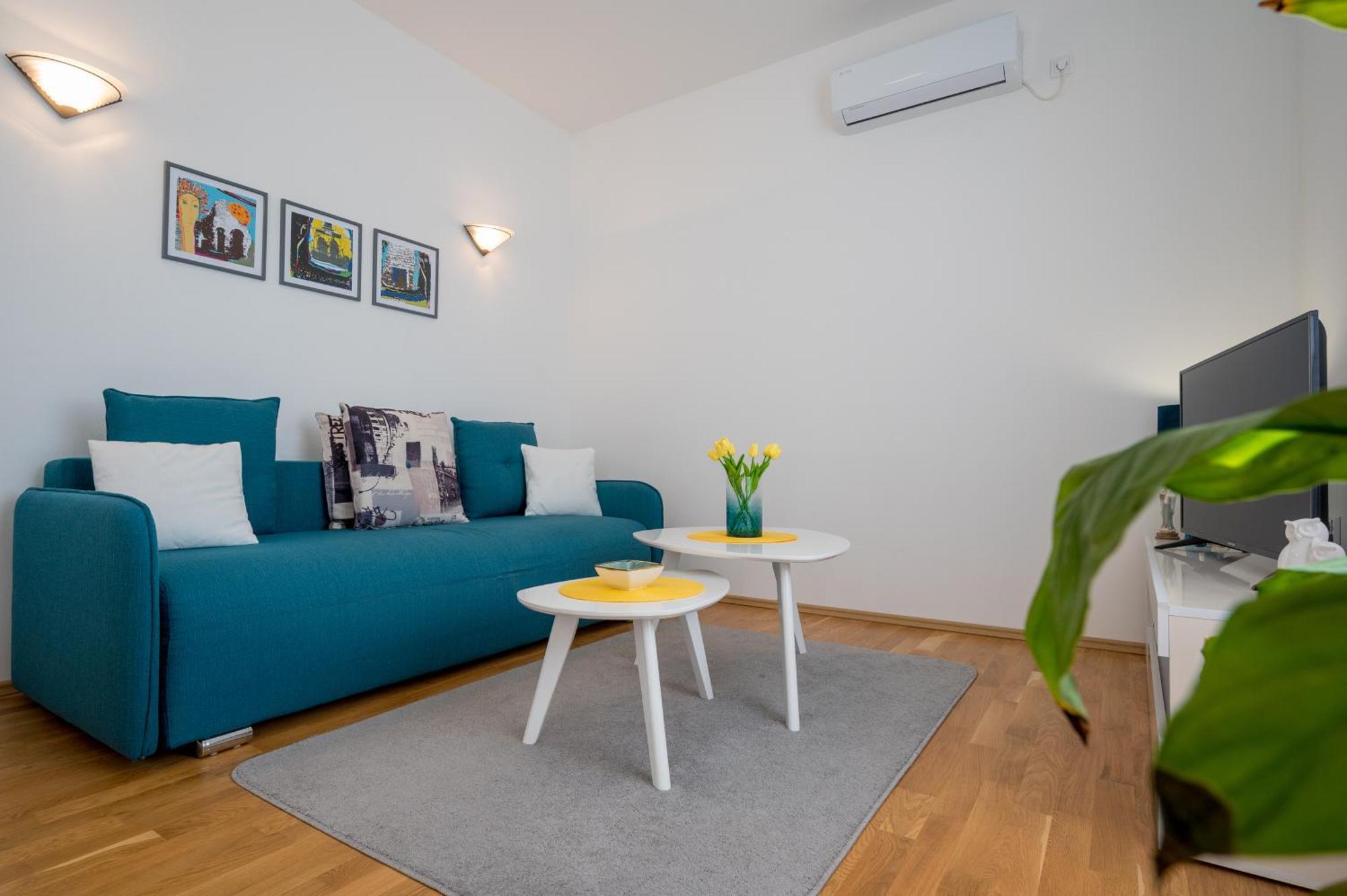Apartment Lana Tivat Exterior photo
